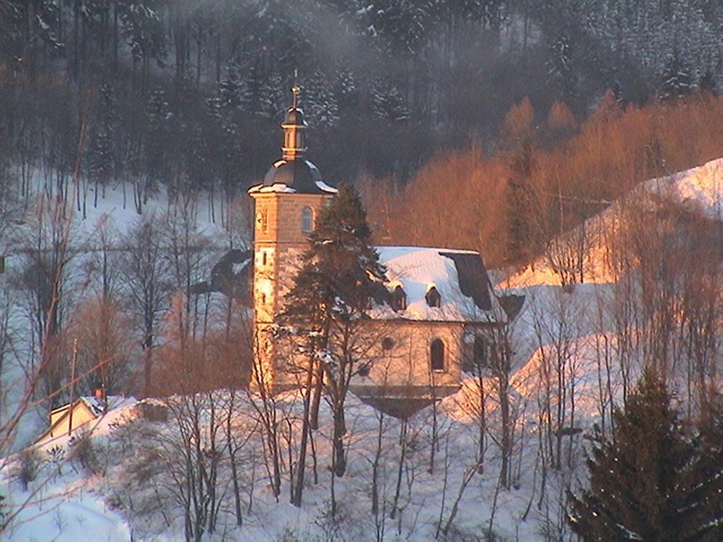 Ferienwohnung Panorama Rauenstein Екстериор снимка